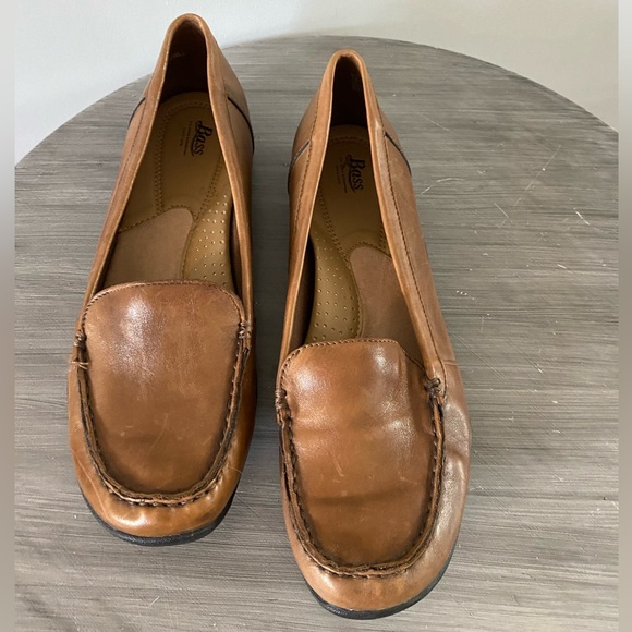 LADIES BASS SLIP ON LEATHER LOAFER - Picture 2 of 6